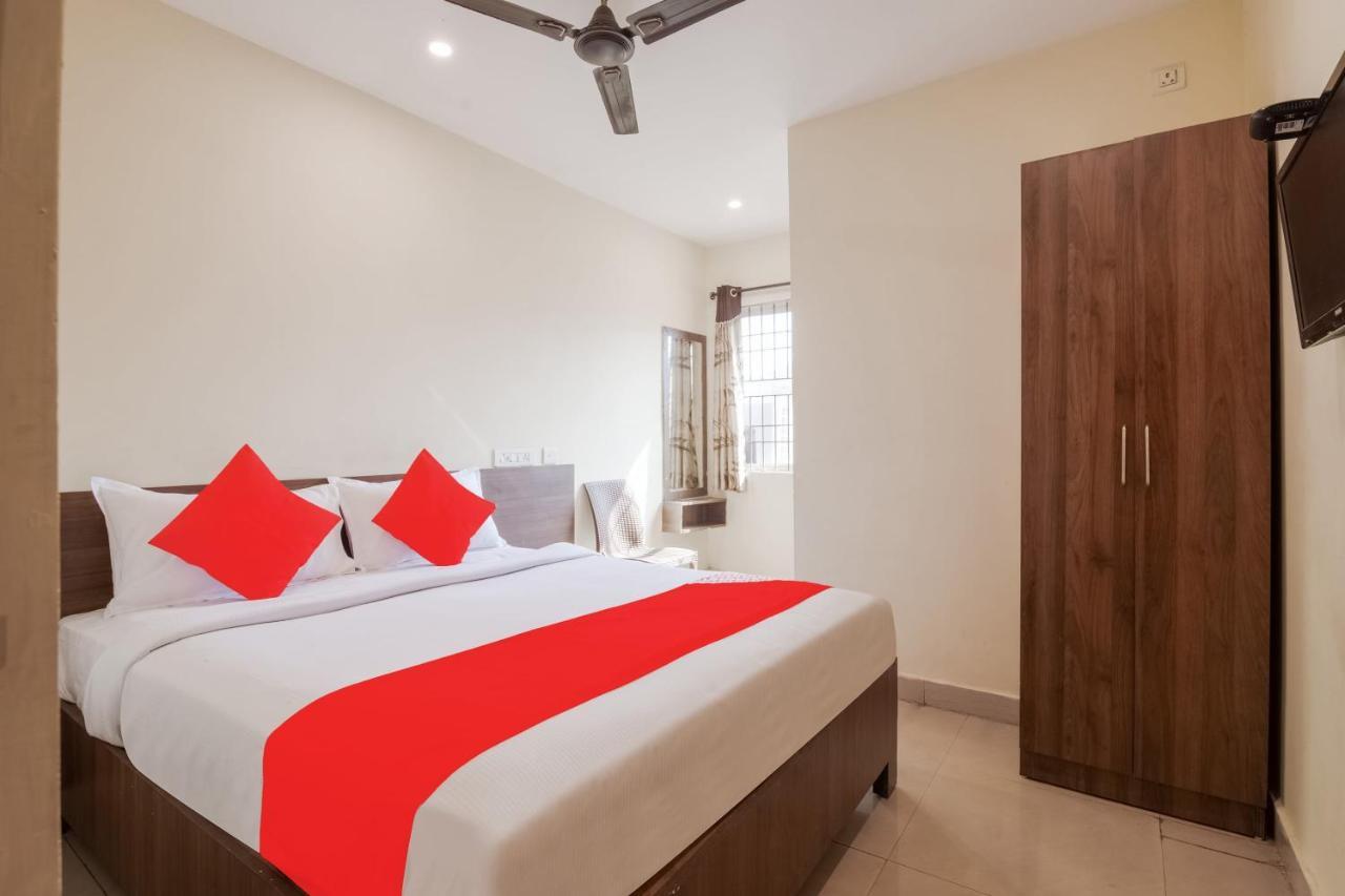 Hotel O Anu Grand Visakhapatnam Buitenkant foto