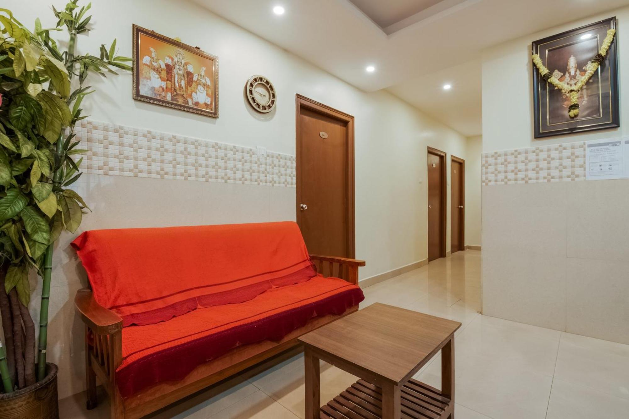 Hotel O Anu Grand Visakhapatnam Buitenkant foto