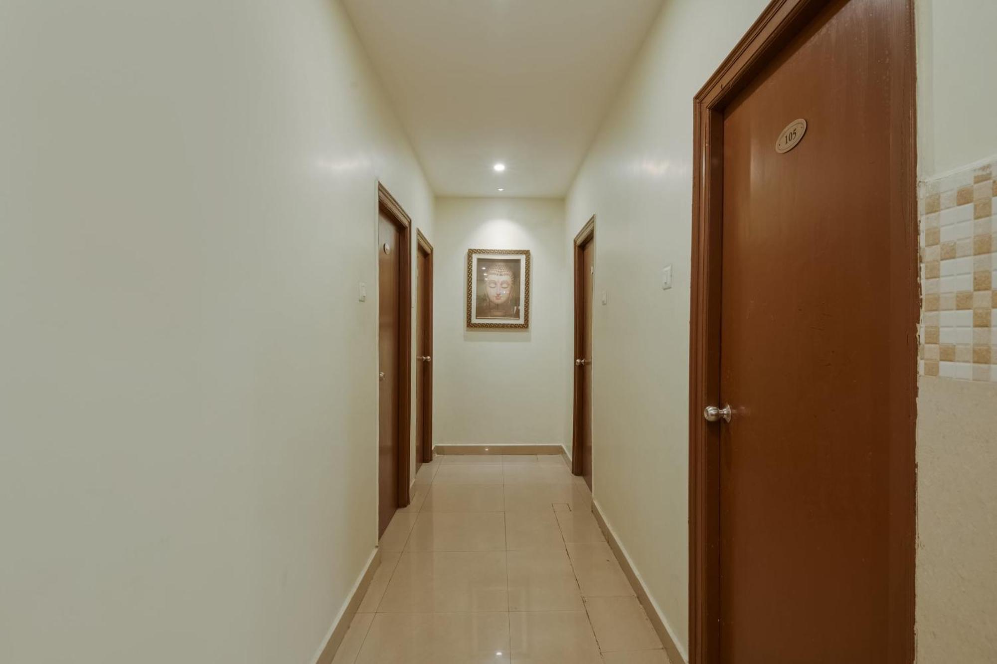 Hotel O Anu Grand Visakhapatnam Buitenkant foto